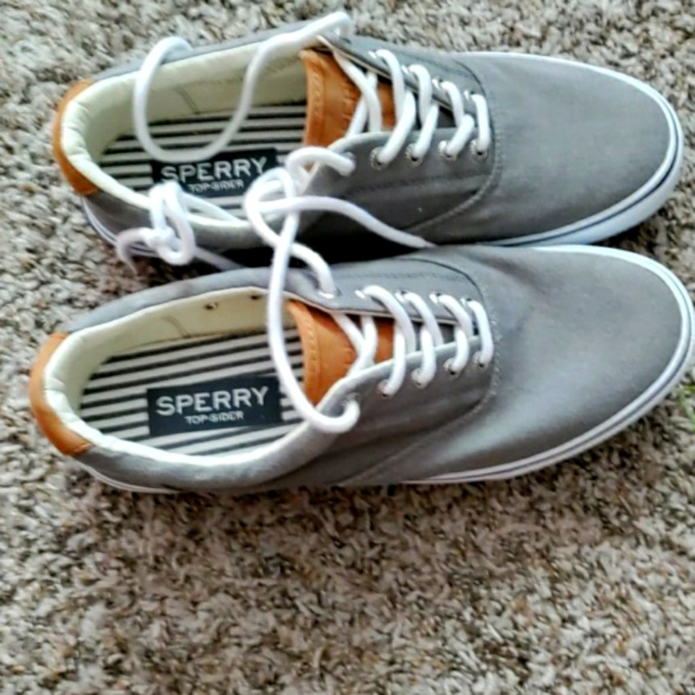 Sperry size 9.5
